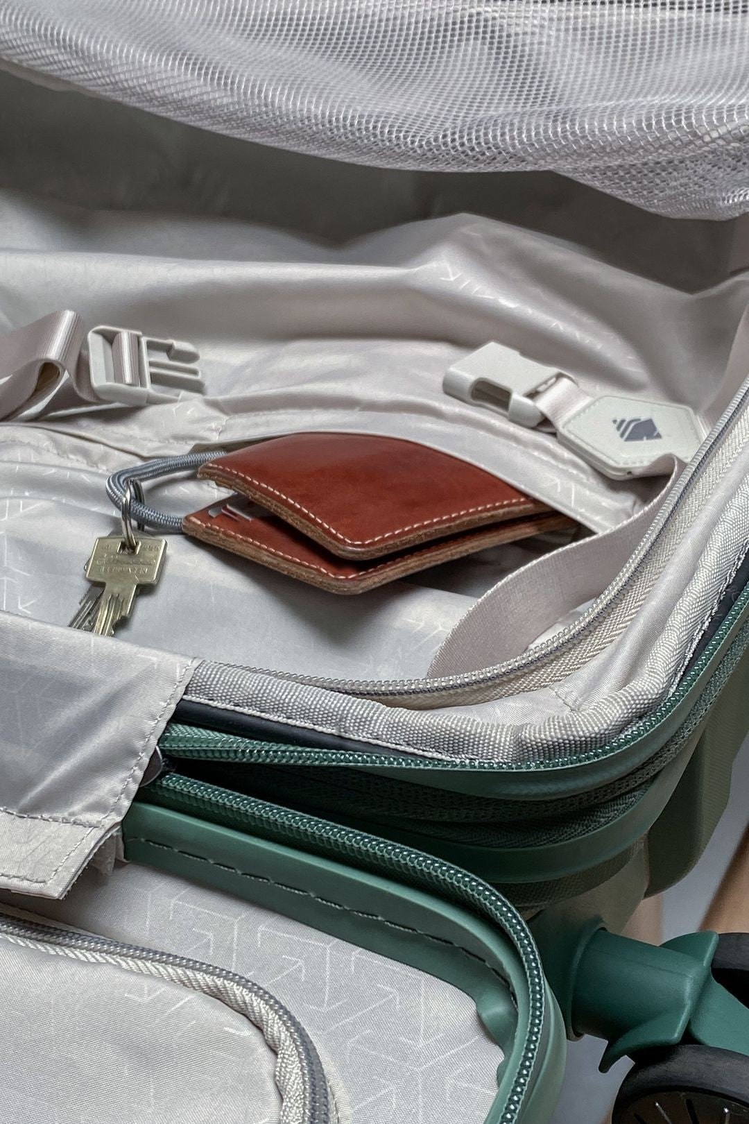 TRAVELITE - Medium suitcase EXTENSIBLE ELVAA 66cm