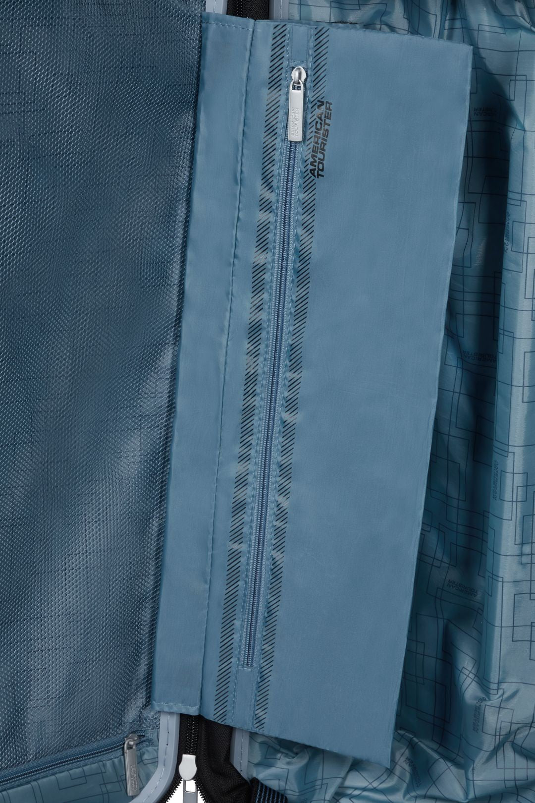 AEROSTEP VON AMERICAN TOURSITER Mittlerer Koffer EXTENSIBLE 67CM