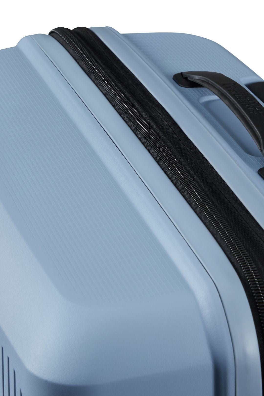 AEROSTEP VON AMERICAN TOURSITER Mittlerer Koffer EXTENSIBLE 67CM