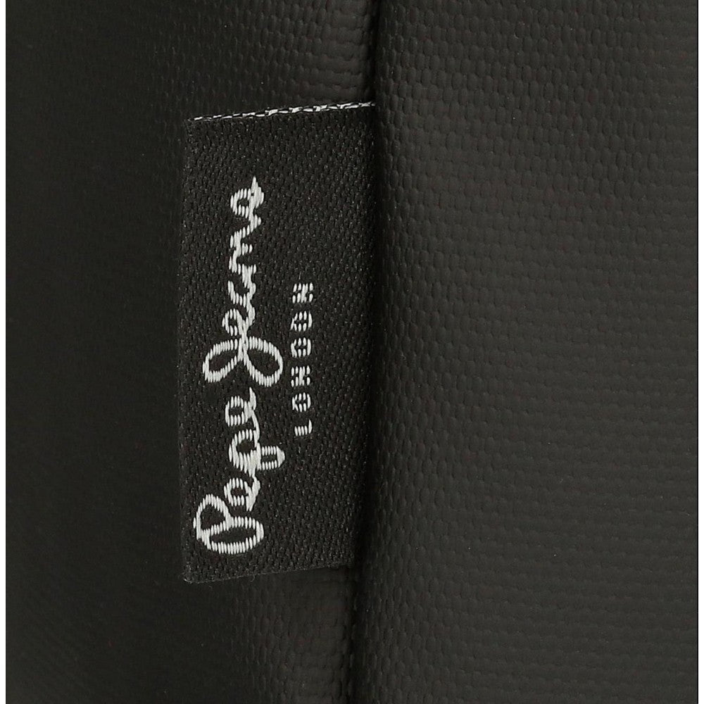 Kaksi osastoa Pepe Jeans hoxton