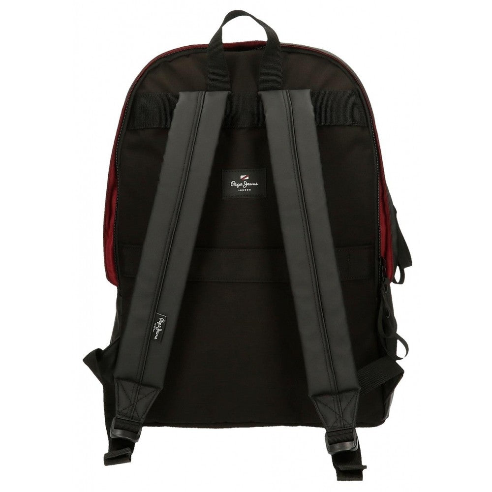 Kaksi osastoa Pepe Jeans hoxton