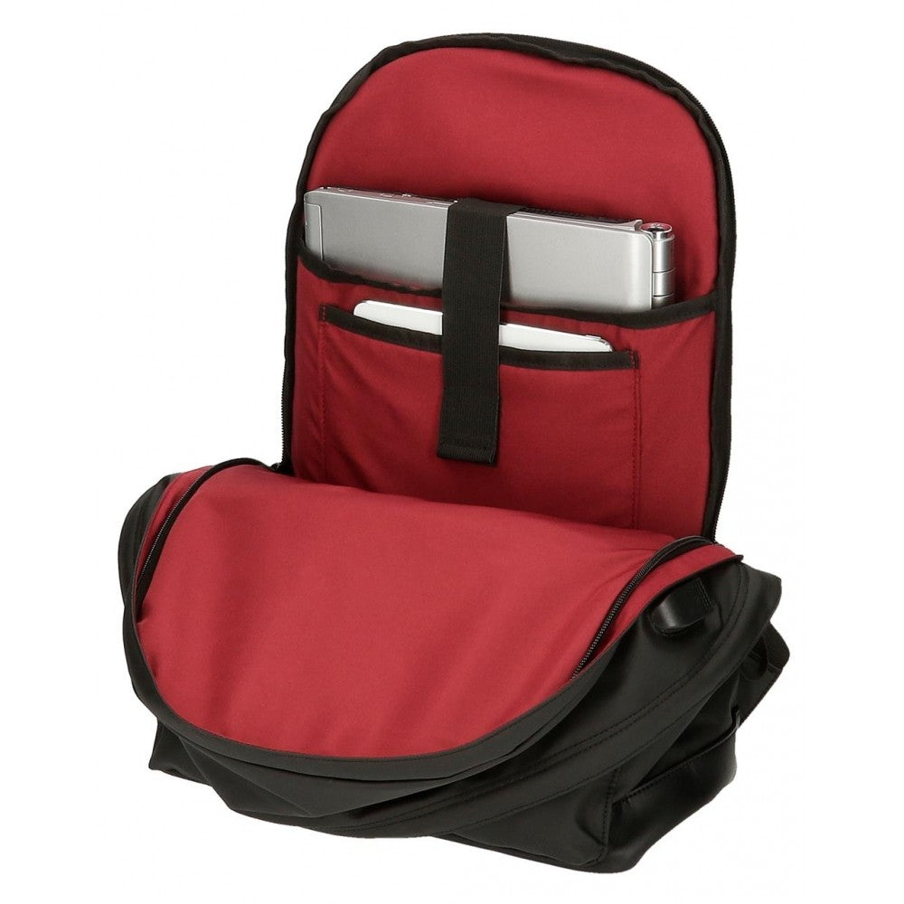 Kaksi osastoa Pepe Jeans hoxton