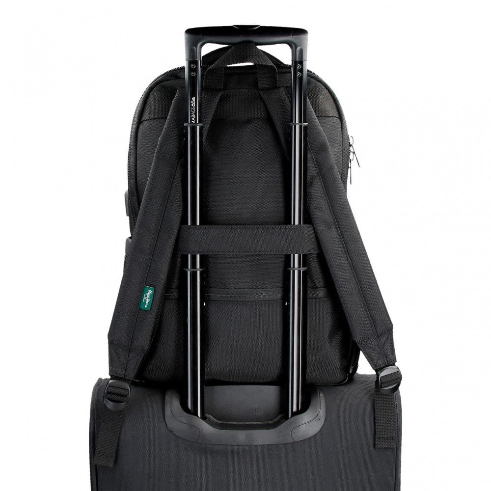 Tragbarer Rucksack 15.6 ICH. Pepe Jeans Sander drei Fächer