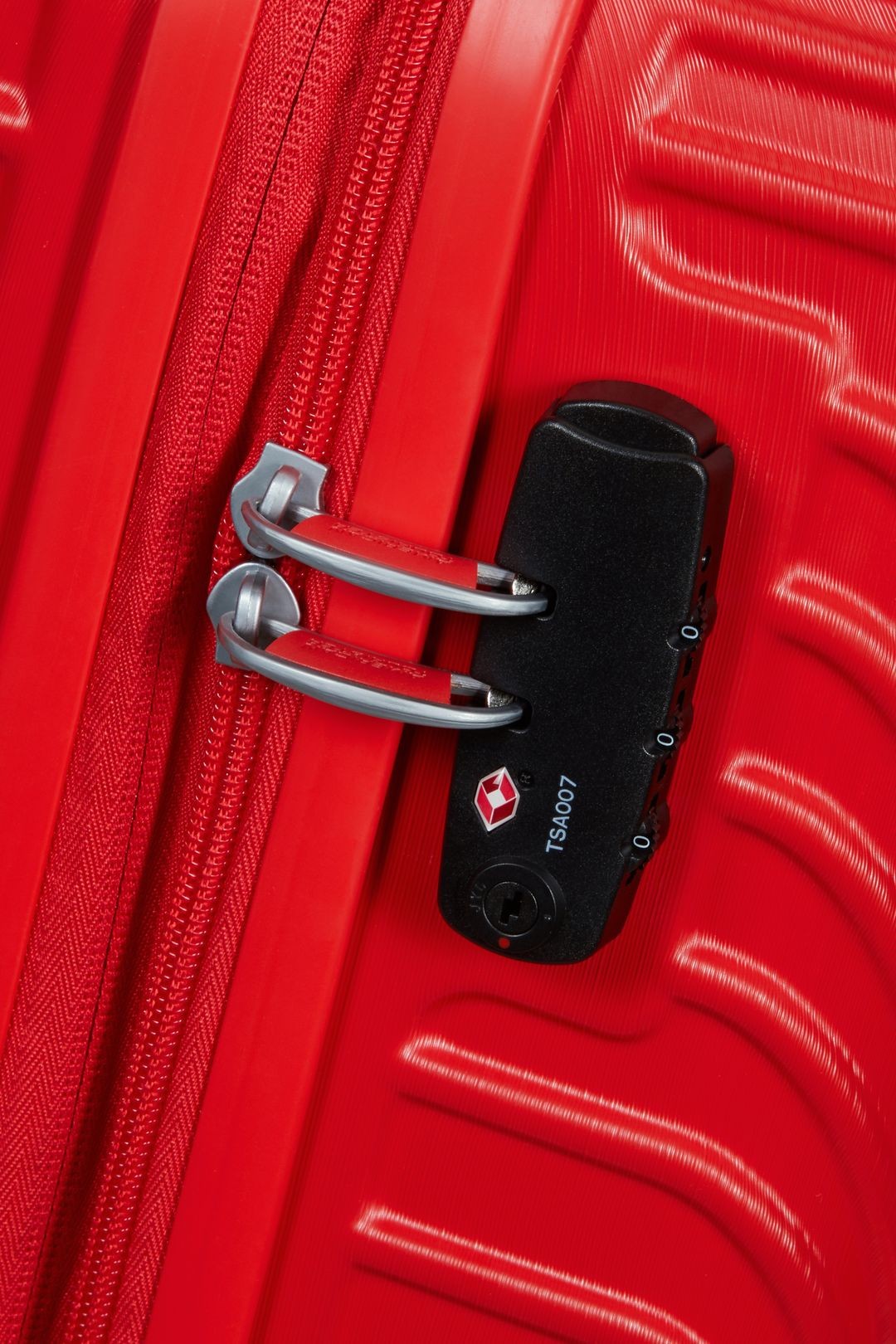 MICKEY CLOUDS Koffer Extensible 66cm AMERICAN TOURISTER