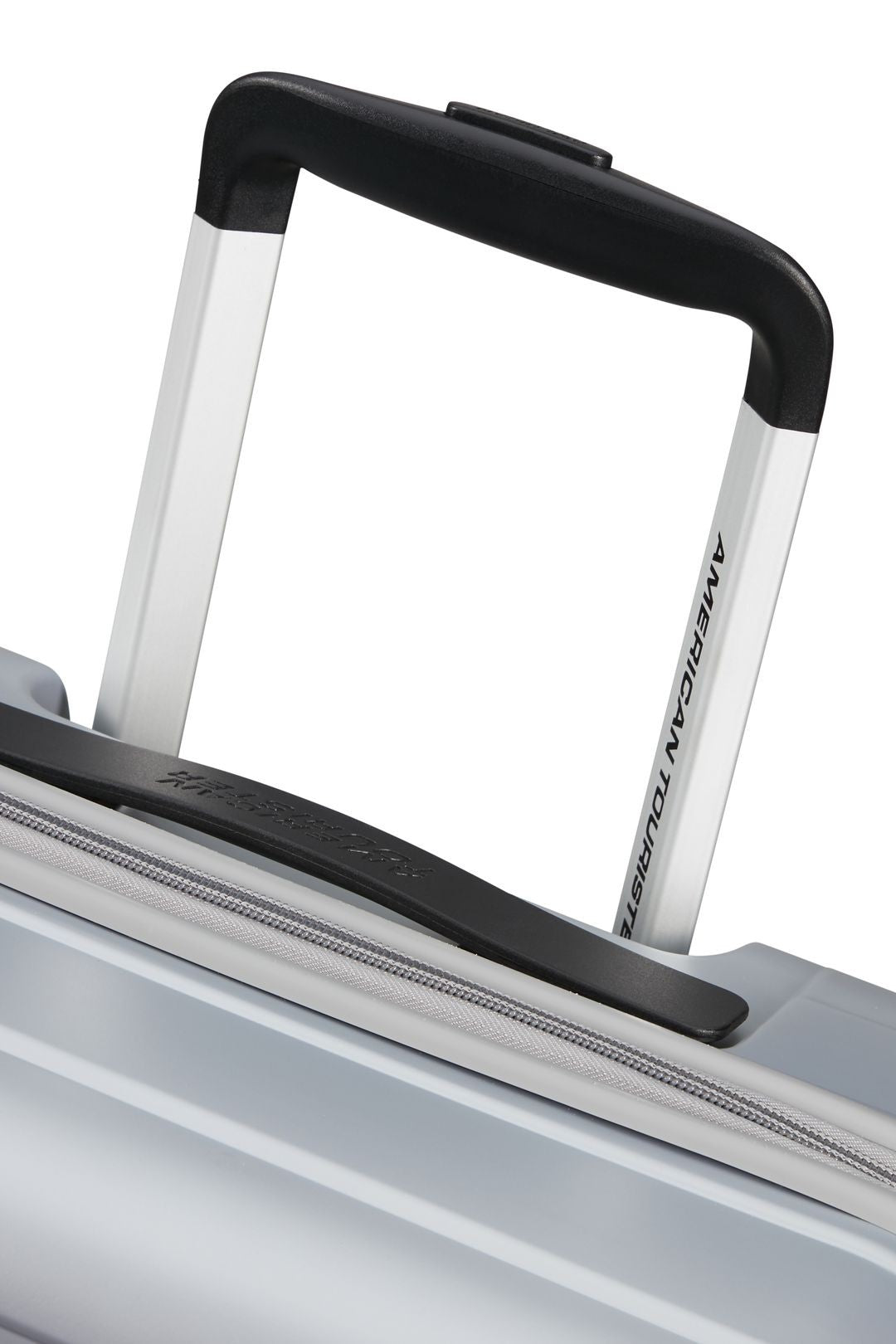 AMERICAN TOURISTER TROLLEY ONBUIGZAAM GEOPOP 67CM