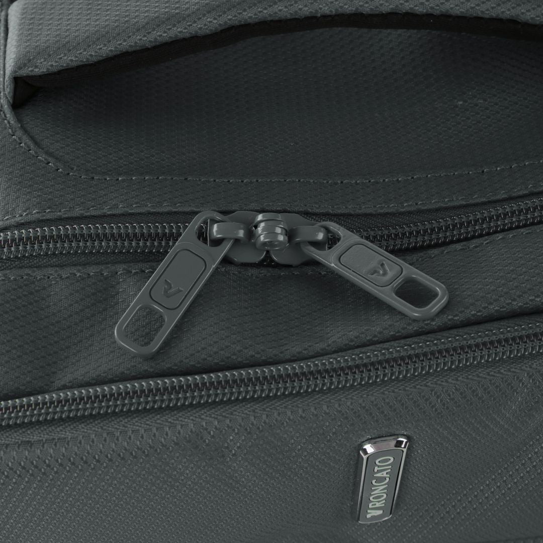 RONCATO MOCHILA DE VIAJE EXTENSIBLE IRONIK 2.0 40CM Ryanair