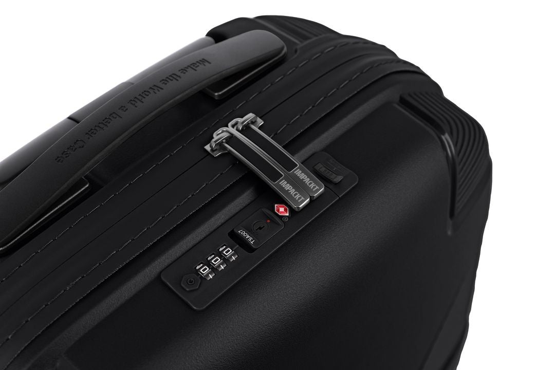 IP1 IMPACKT Valise cabine AVEC USB PORT 55CM