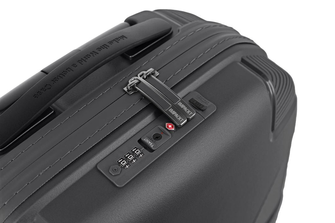 IP1 IMPACKT Valise cabine AVEC USB PORT 55CM