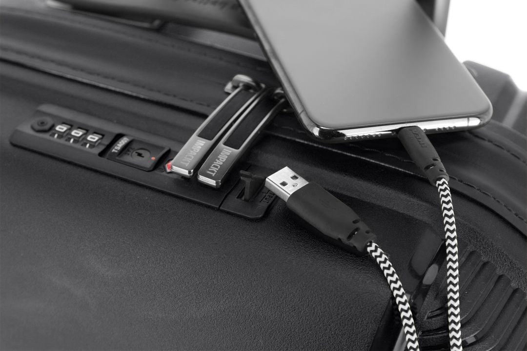 IP1 IMPACKT Valise cabine AVEC USB PORT 55CM