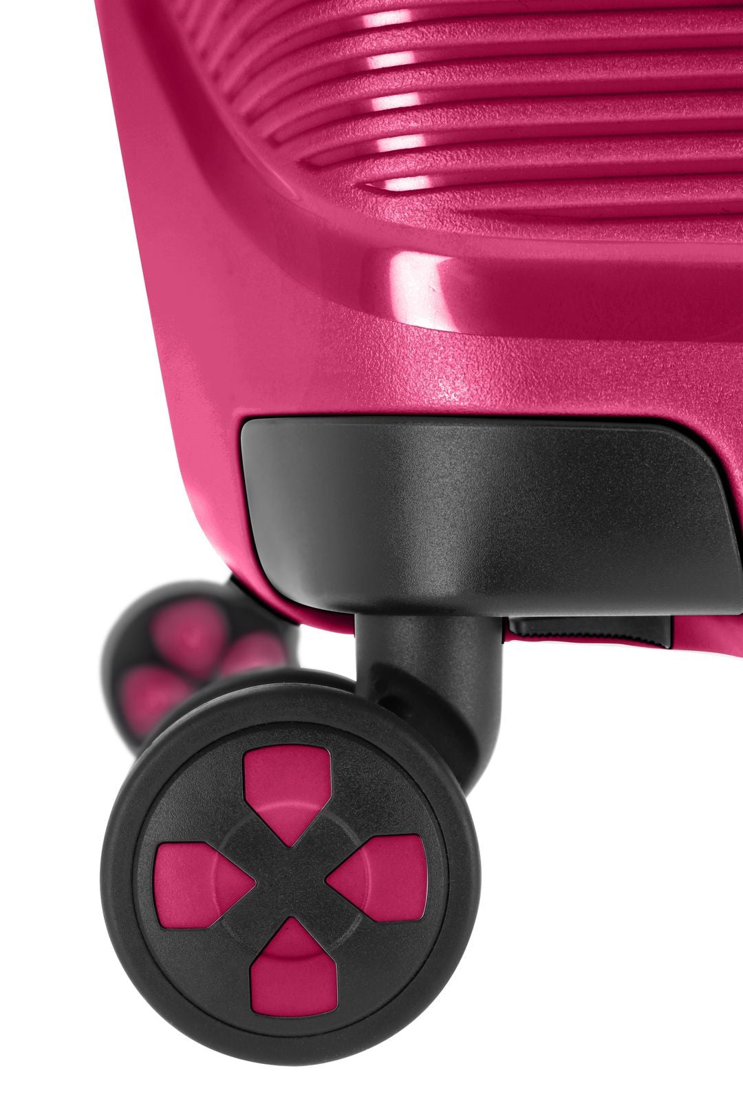 IP1 IMPACKT Valise cabine AVEC USB PORT 55CM