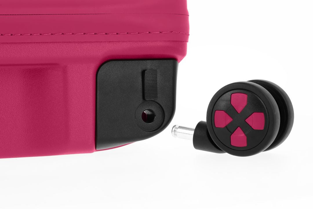 IP1 IMPACKT Valise cabine AVEC USB PORT 55CM