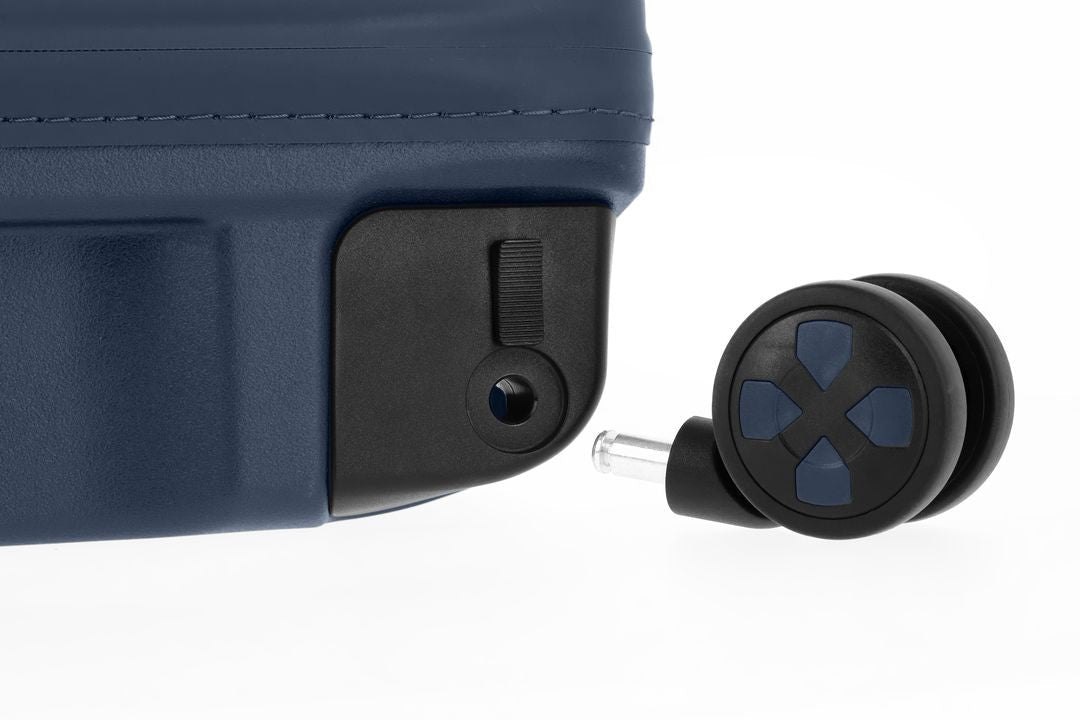 IP1 IMPACKT Valise cabine AVEC USB PORT 55CM