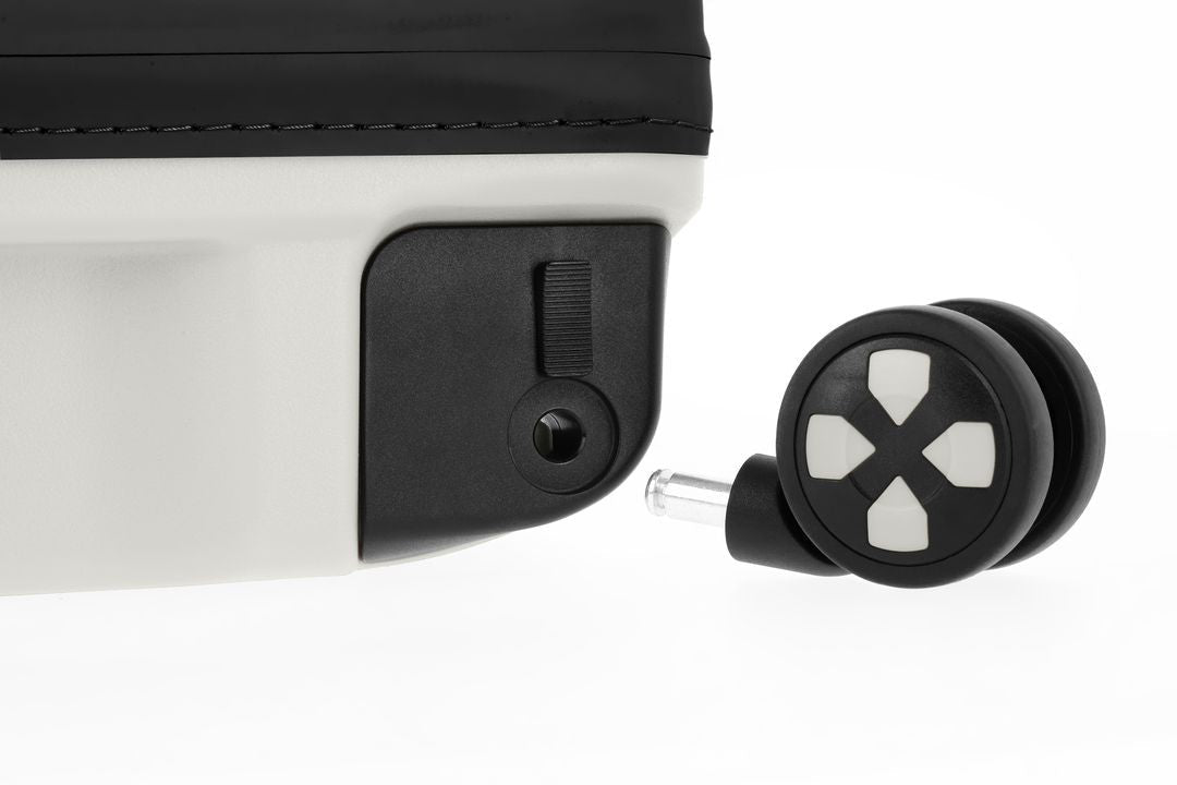 IP1 IMPACKT Valise cabine AVEC USB PORT 55CM