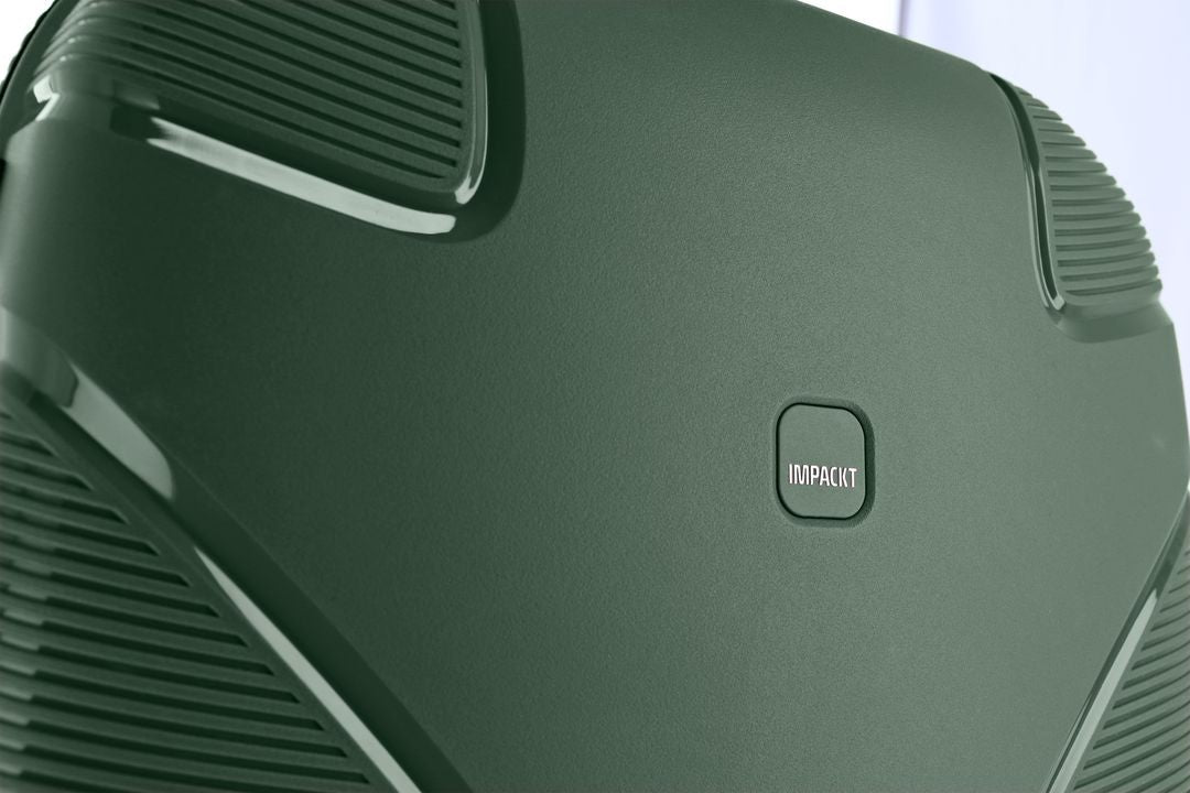 IP1 IMPACKT Valise cabine AVEC USB PORT 55CM