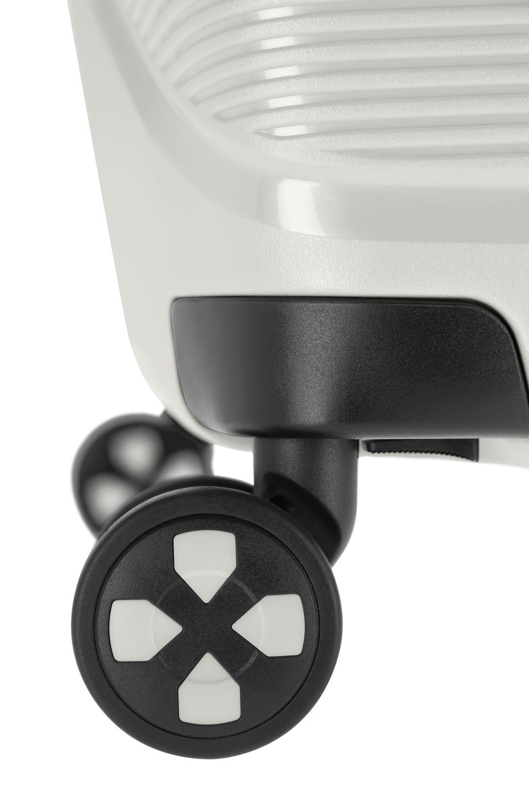 IP1 IMPACKT Mittlerer Koffer 67CM