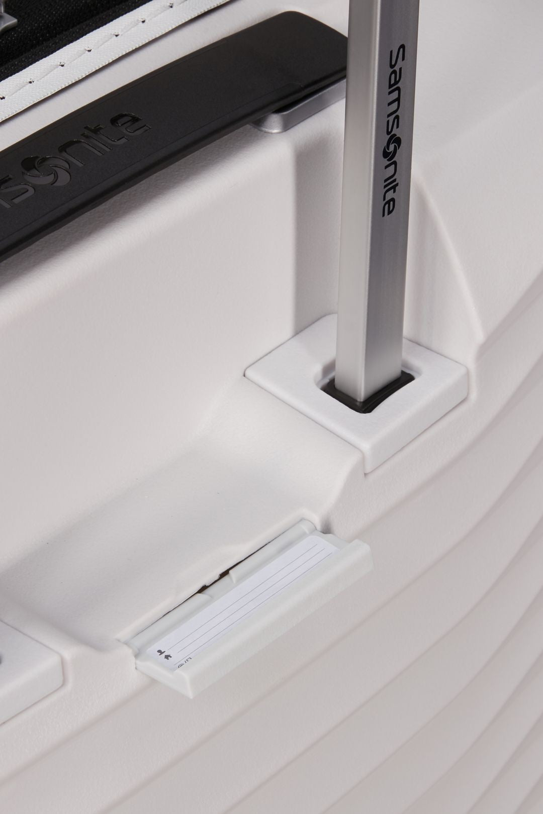 Mittlerer Koffer Extensible UPSCAPE von Samsonite 68cm