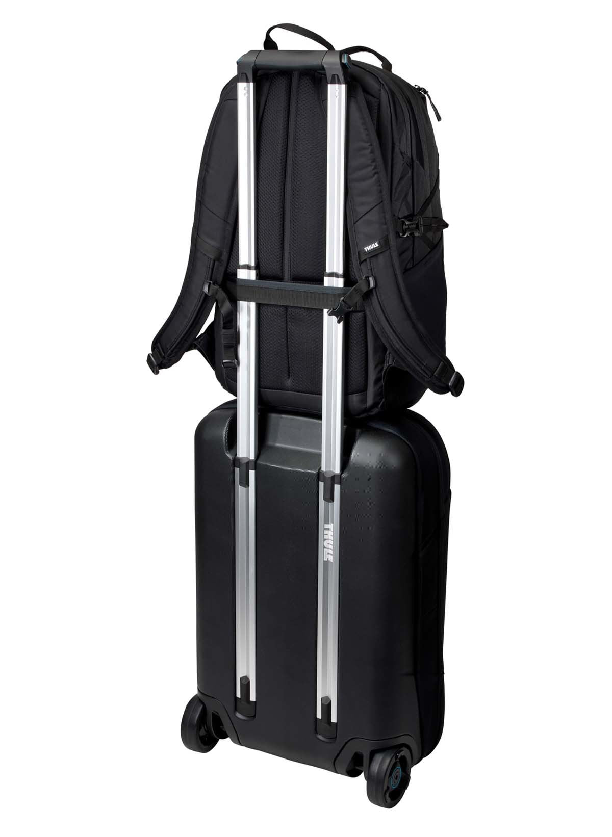 THULE Reise Hintergrund Enroount 26l Black
