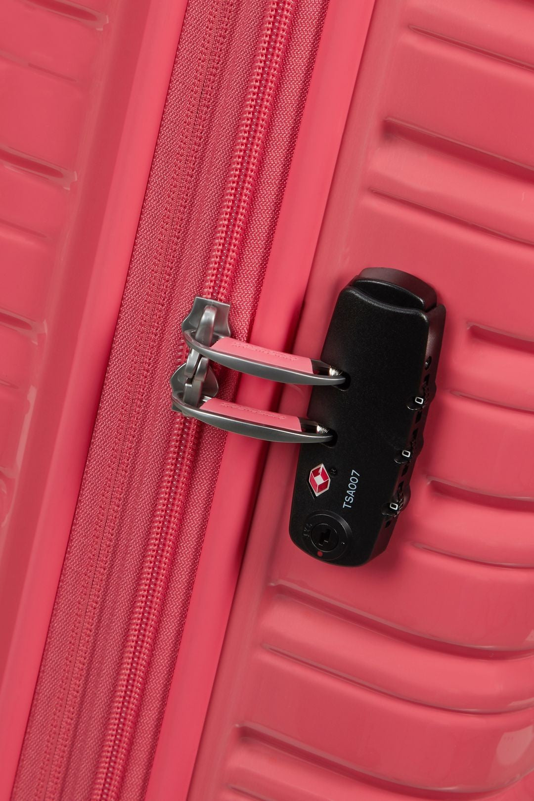 AMERICAN TOURISTER Cabin suitcase EXTENSIBLE FLASHLINE POP 55CM