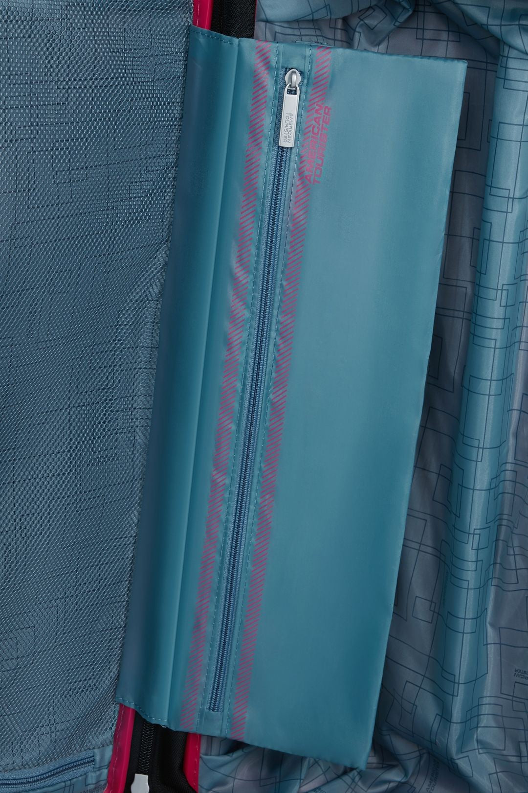 AEROSTEP VON AMERICAN TOURSITER Mittlerer Koffer EXTENSIBLE 67CM