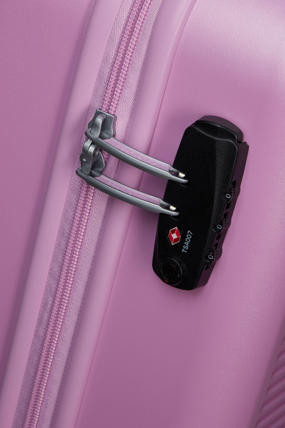 AMERICAN TOURISTER Valise moyenne EXTENSIBLE ASTROBEAM 67CM