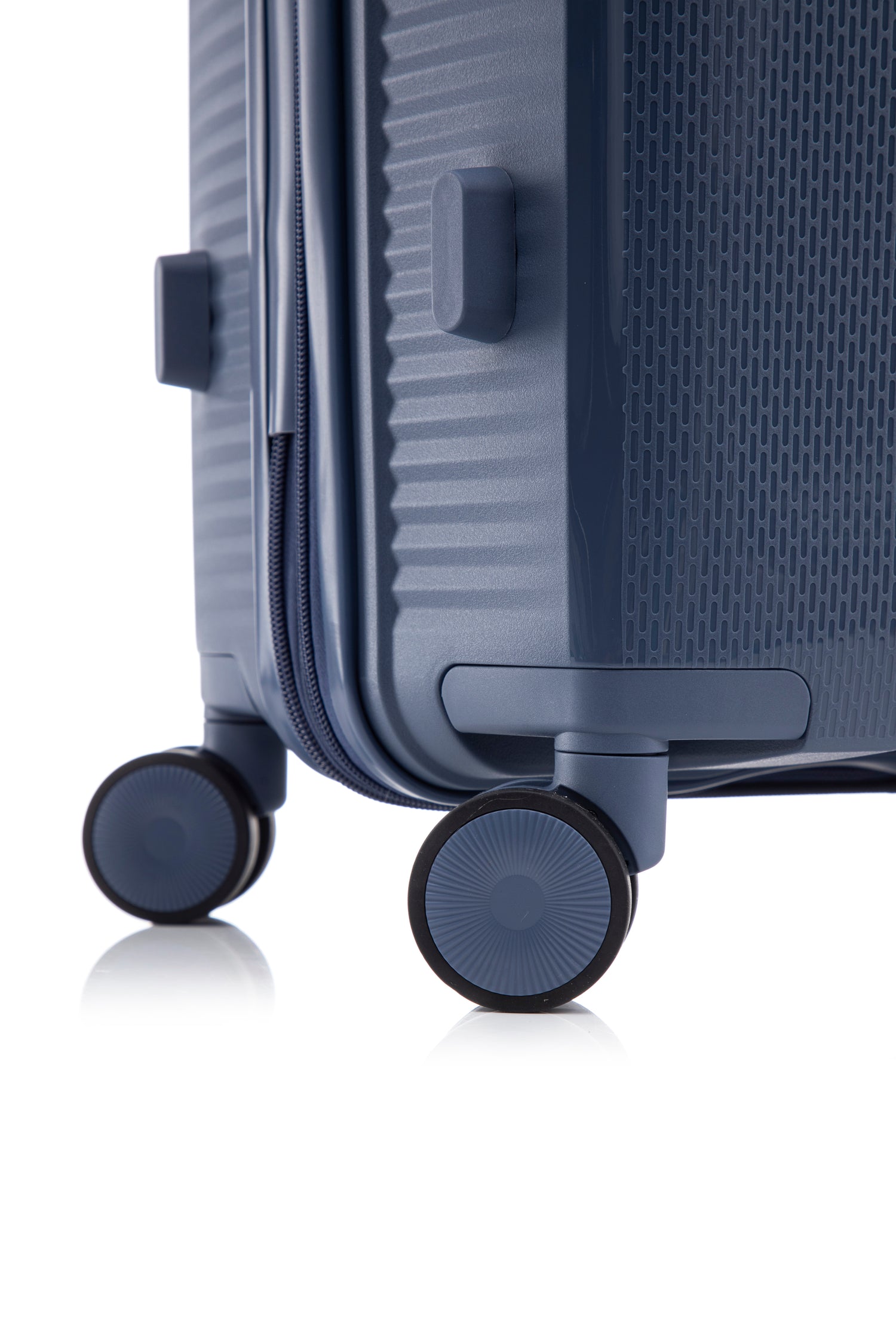 GREENWICH SET Of suitcases with EXTENSIBLE + NECESER ARUBA