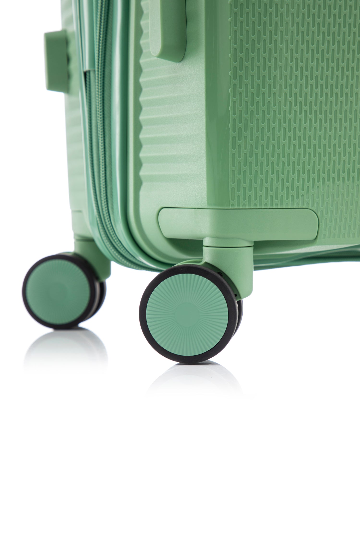 GREENWICH SET Of suitcases with EXTENSIBLE + NECESER ARUBA