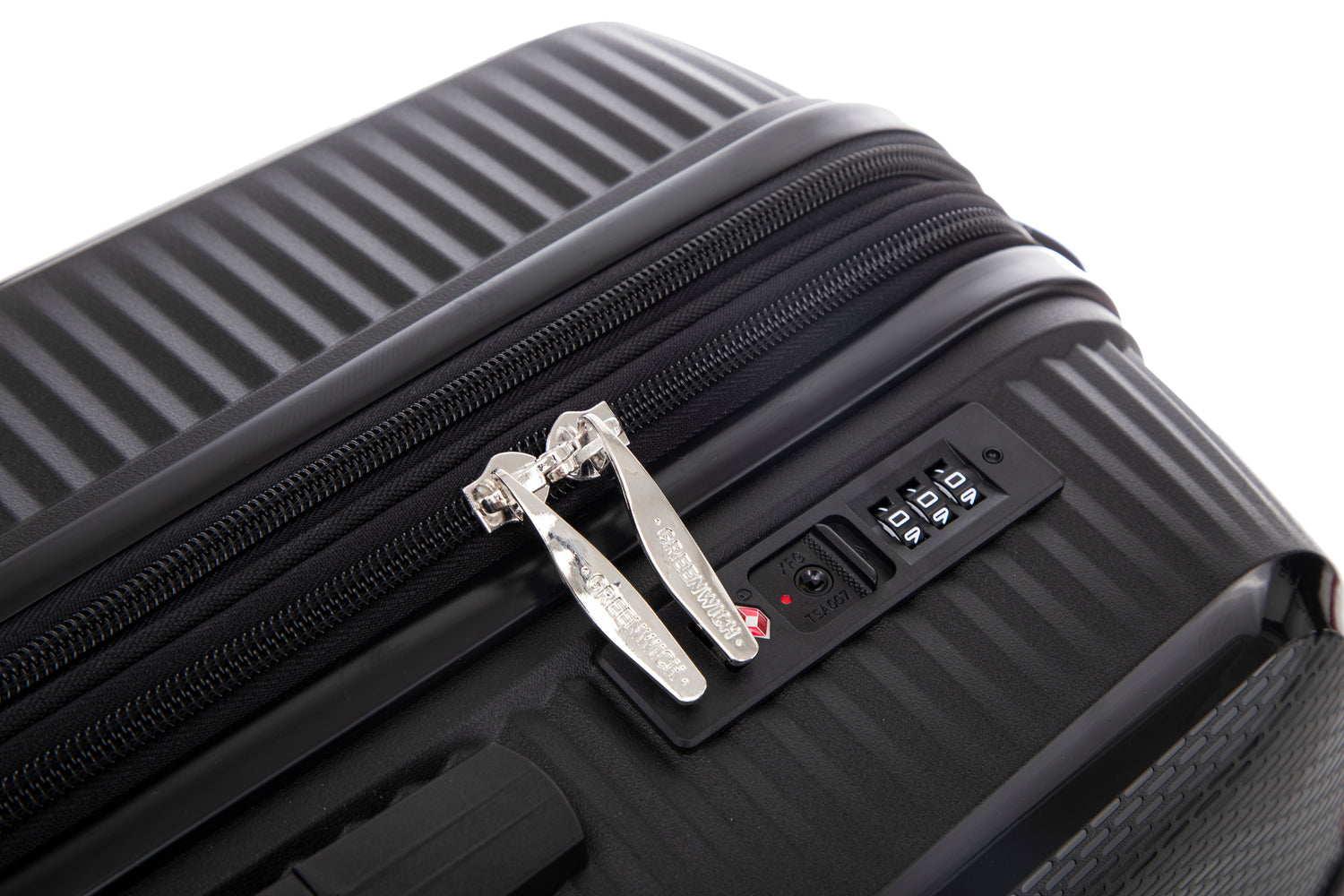 GREENWICH Medium suitcase with EXTENSIBLE ARUBA 66CM