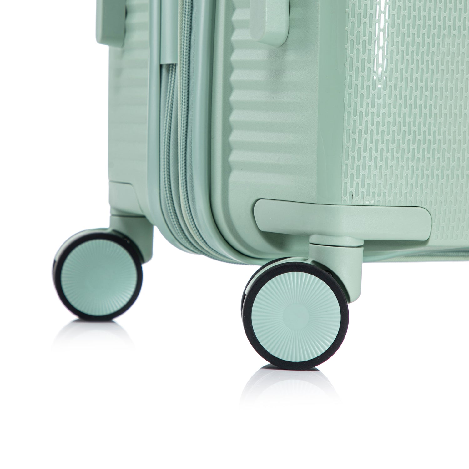 GREENWICH Medium suitcase with EXTENSIBLE ARUBA 66CM
