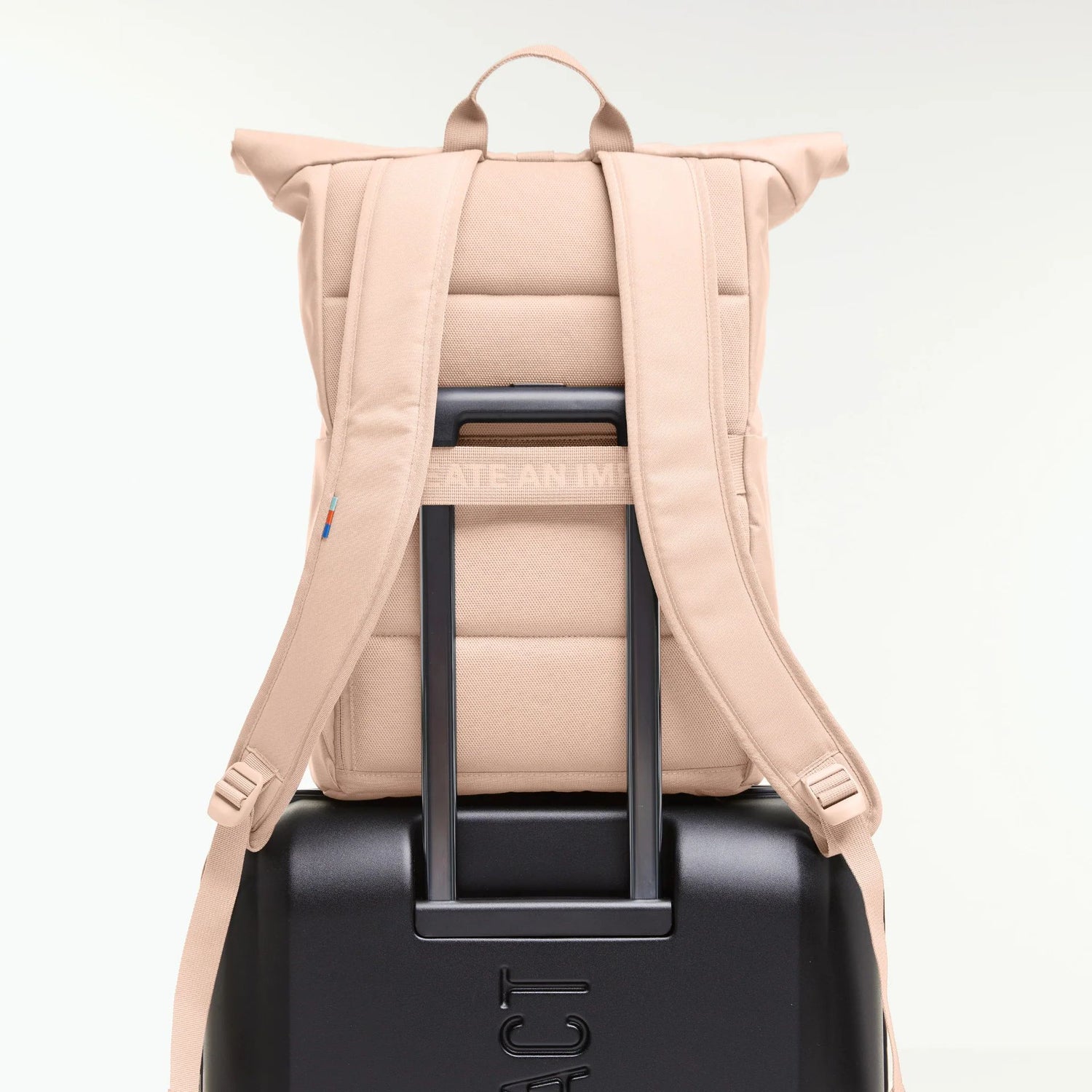 J'ai un sac à dos ROLLTOP Monochrome facile