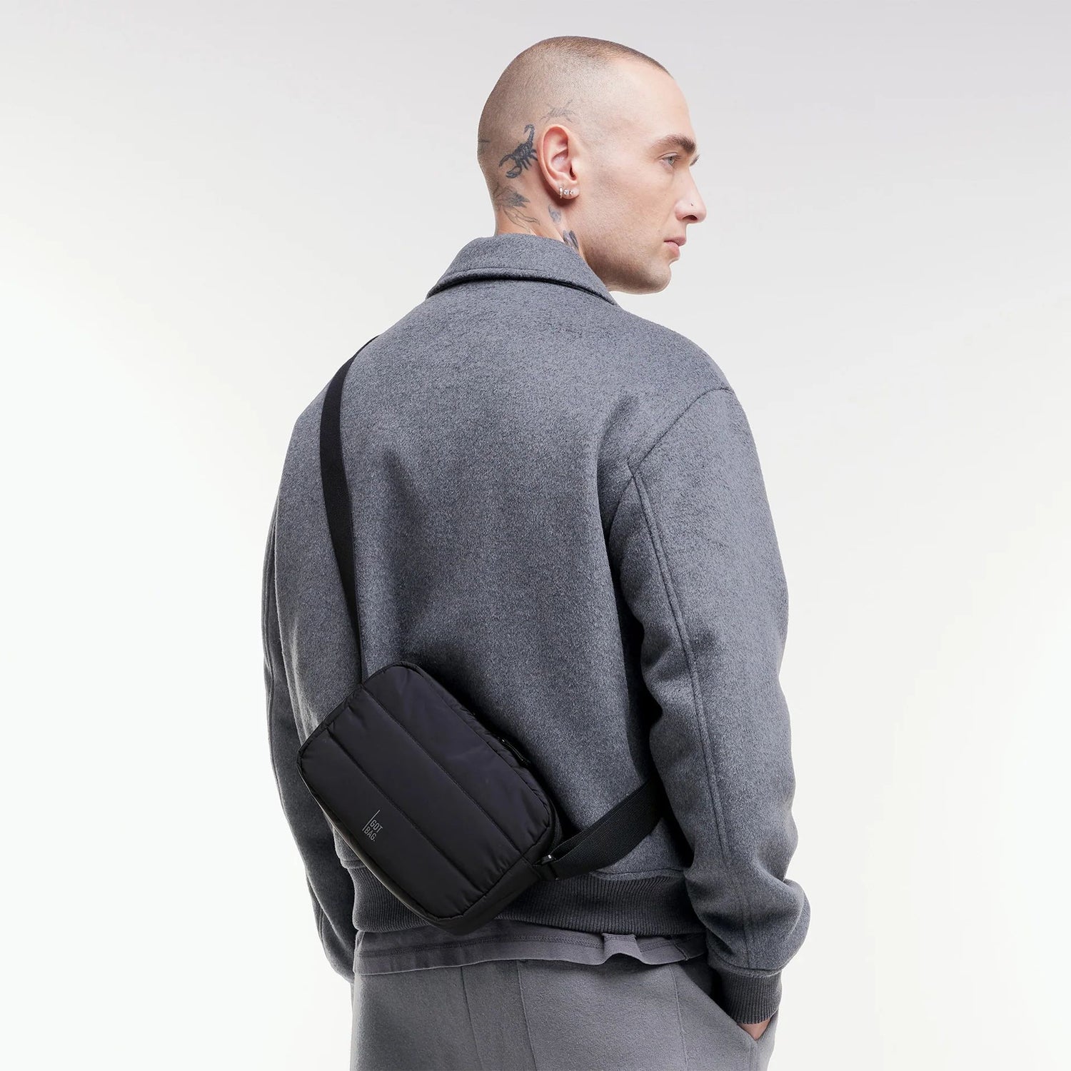 GOT BAG PUFFER CROSSBODY BAG MONOCHROME