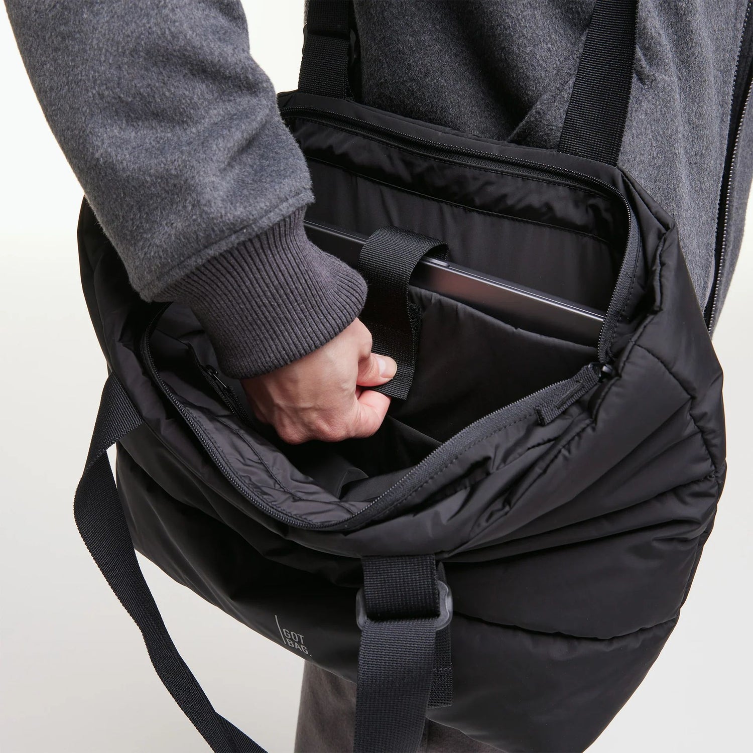 GOT BAG Puffer TOTE Bag monochrome