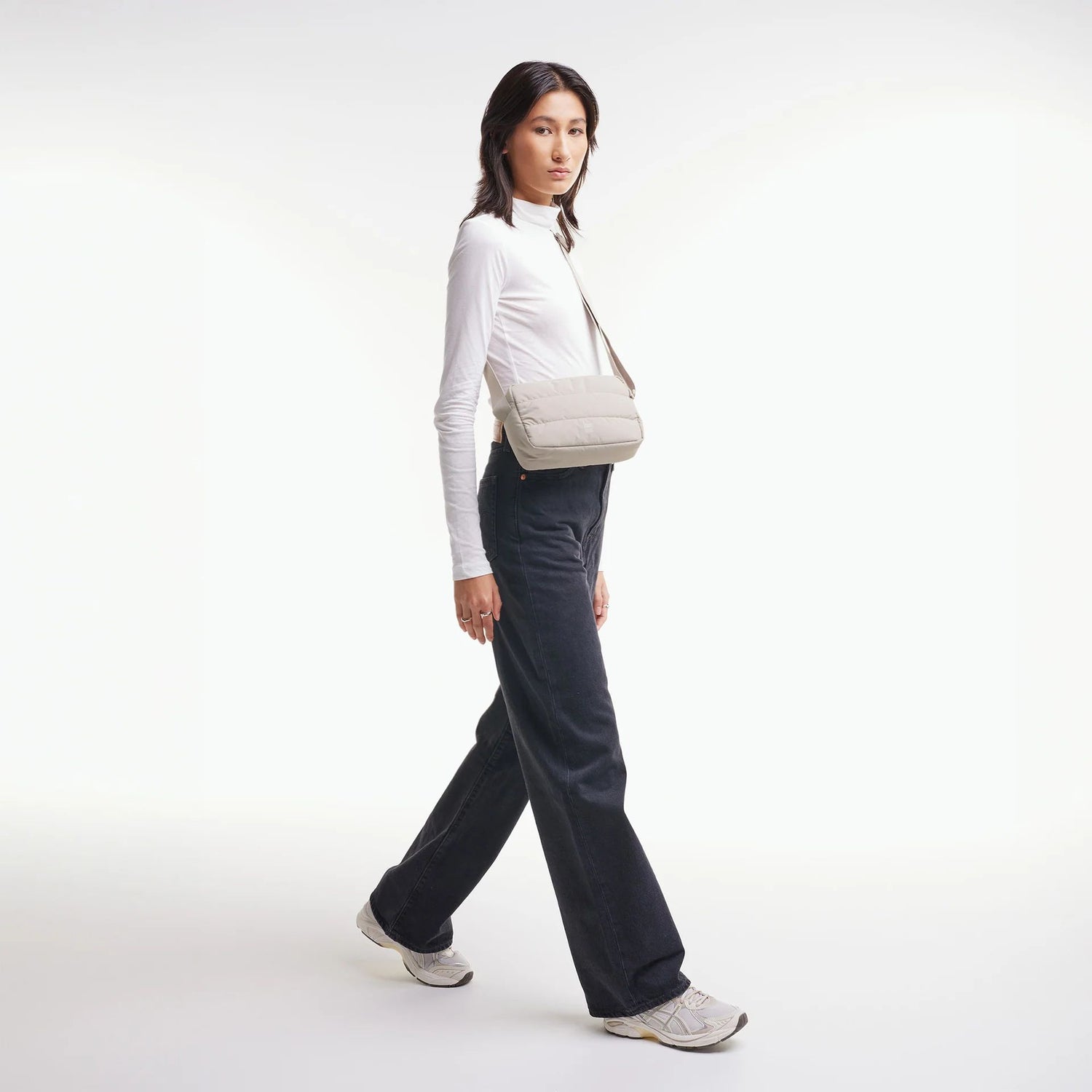 GOT BAG PUFFER CROSSBODY BAG MONOCHROME