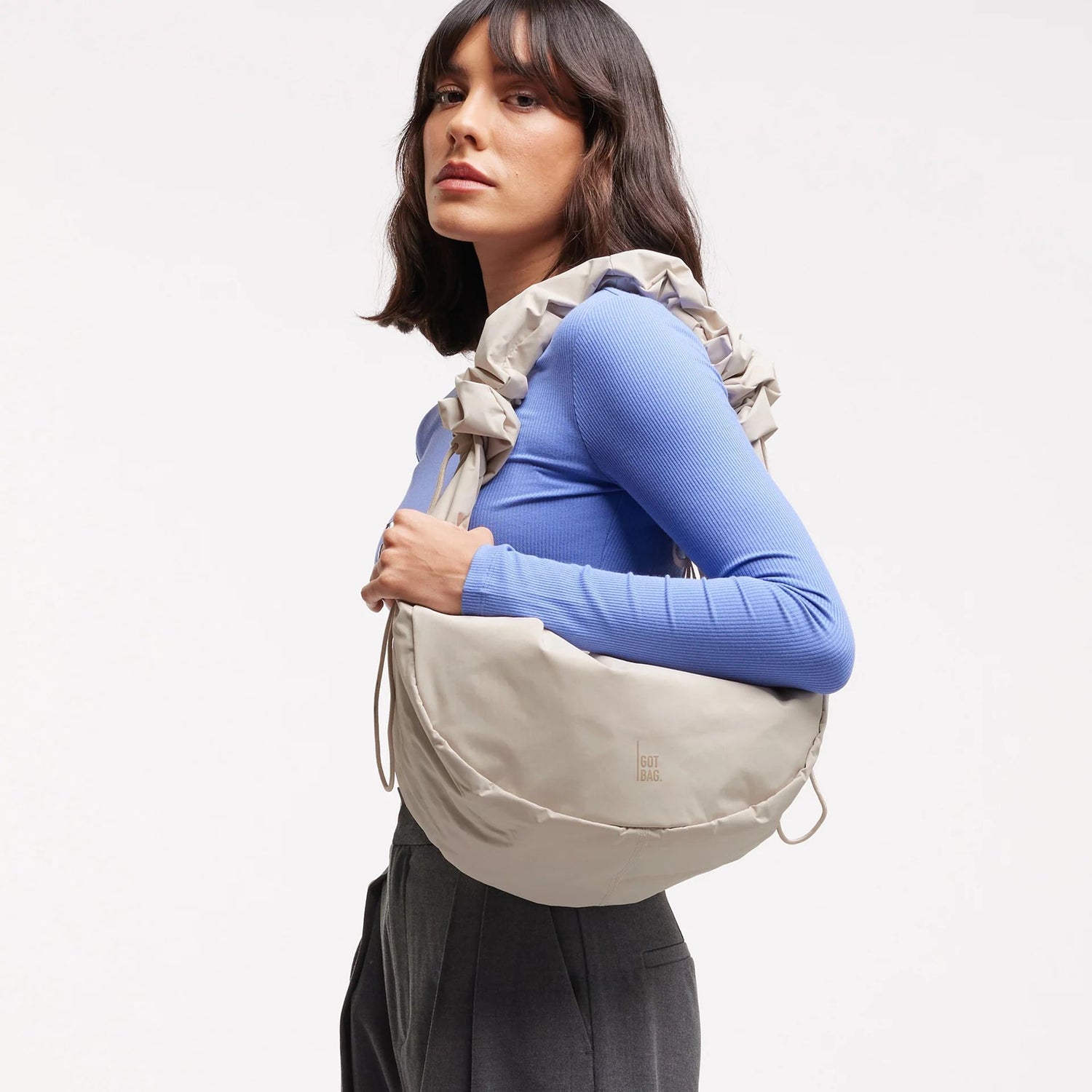 GOT BAG MOON BAG RUFFLE MONOCHROME