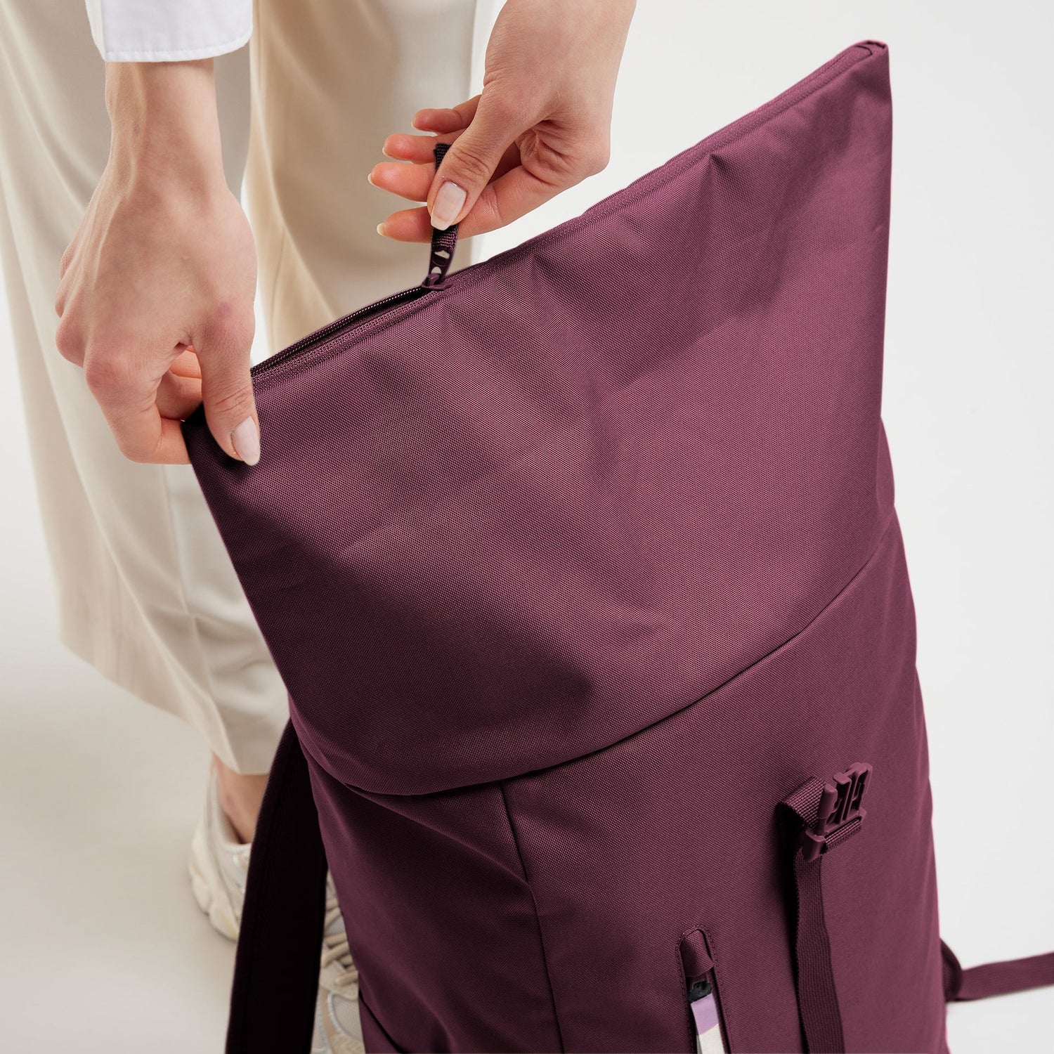 Tenho mochila de bolsa ROLLTOP Monocromático fácil