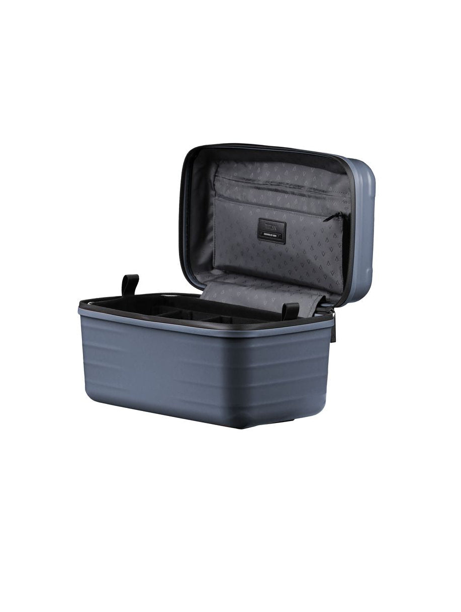 TITAN AGGIORNATO BEAUTY CASE