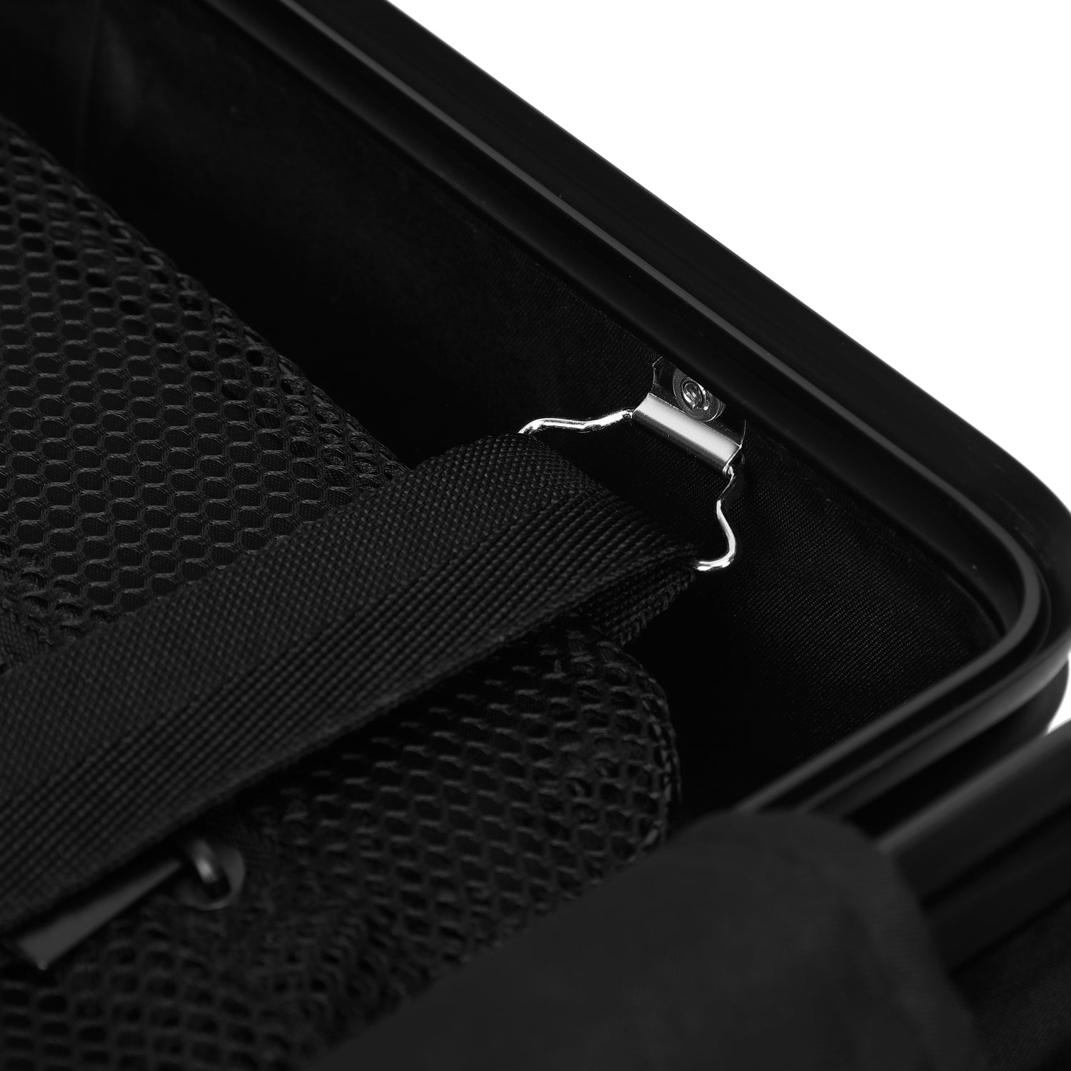 GREENWICH Maleta 100% ALUMINIO Praga Mediana 66.5cm