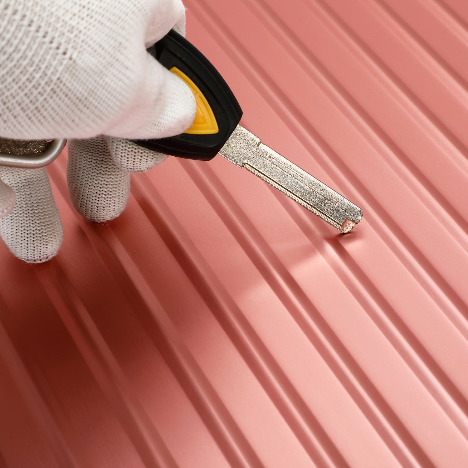 GREENWICH Maleta 100% ALUMINIO Praga Mediana 66.5cm