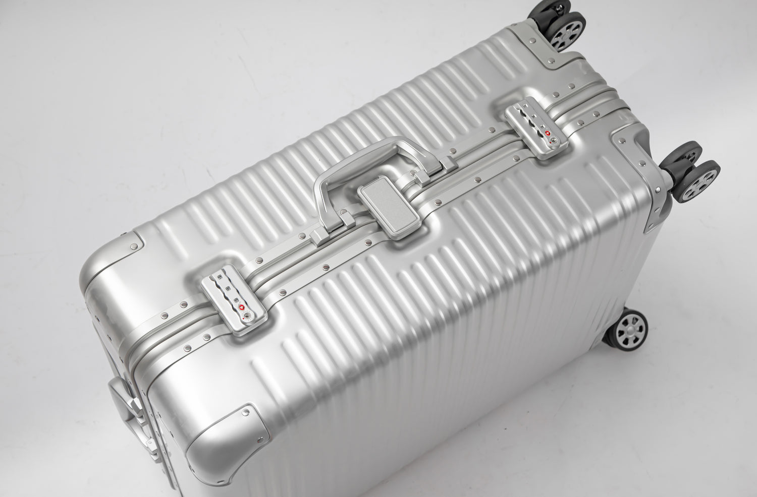 GREENWICH Valise cabine 100% ALUMINIUM 55CM ZANZIBAR