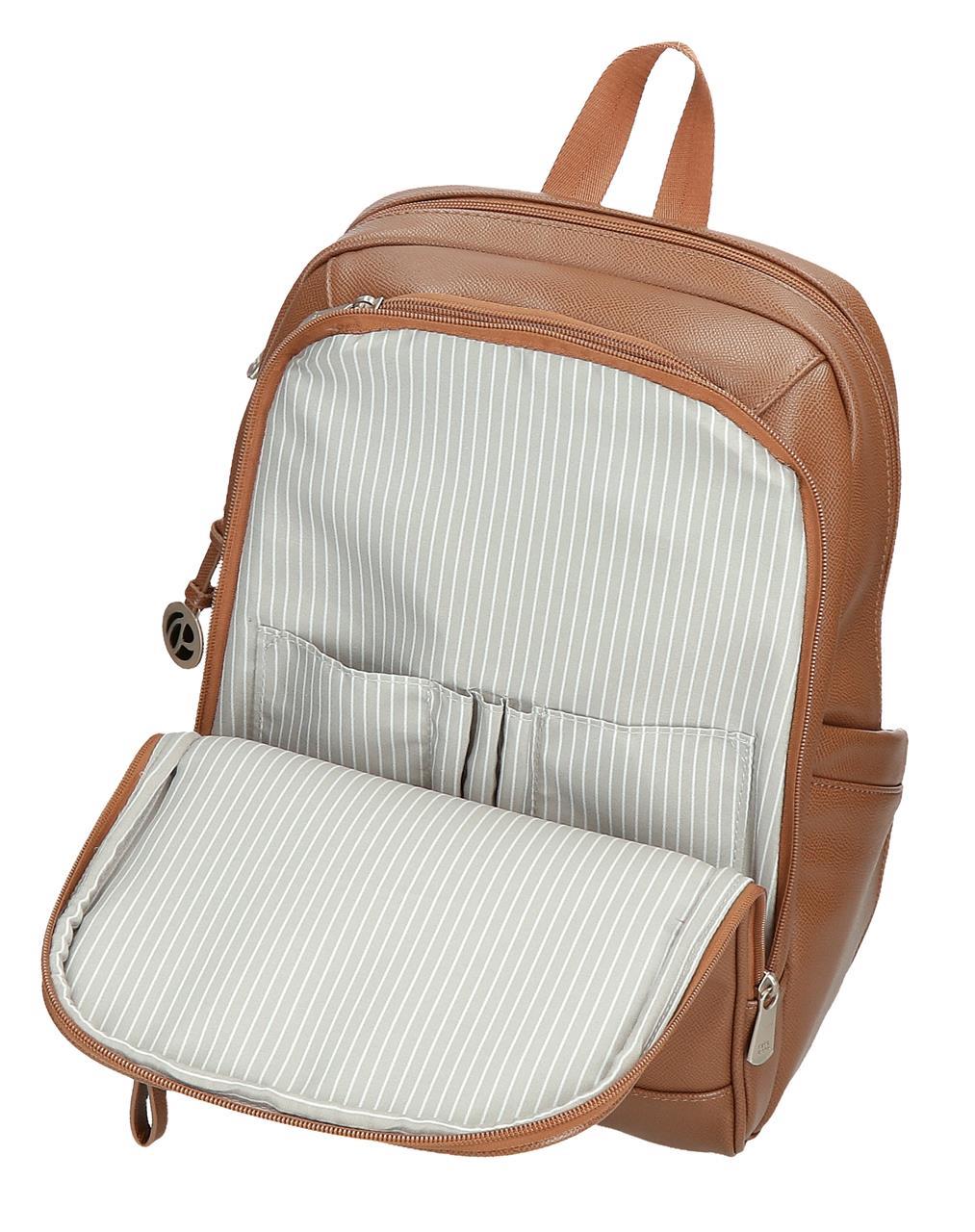 7942132 Backpack aanpassen. 2c pororord.pjl Elia Marron