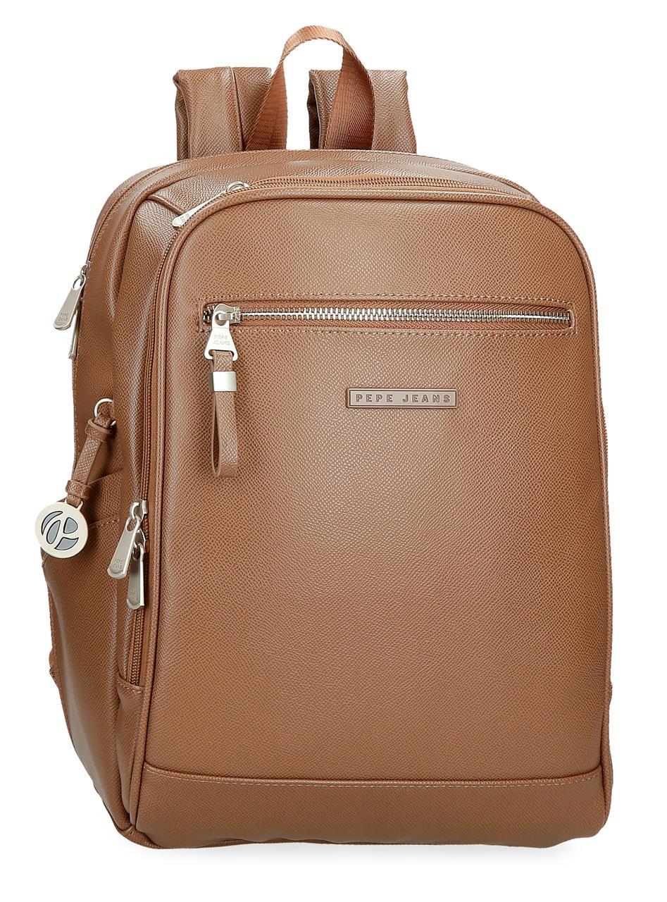 7942132 Backpack aanpassen. 2c pororord.pjl Elia Marron
