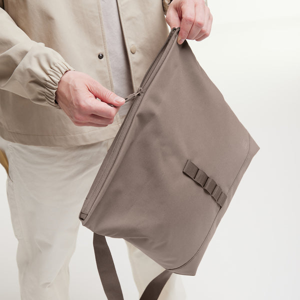 MESSENGER BAG MONOKROM