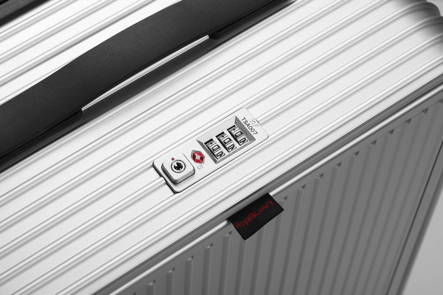 Walizka Easy Acces 100% aluminium TOKIO 57 cm