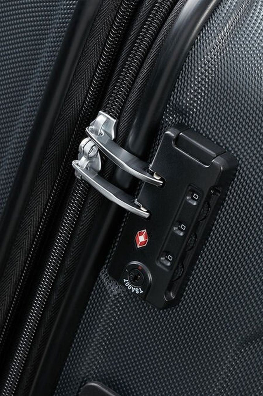 Großer Koffer Extensible TRACKLITE von American Tourister
