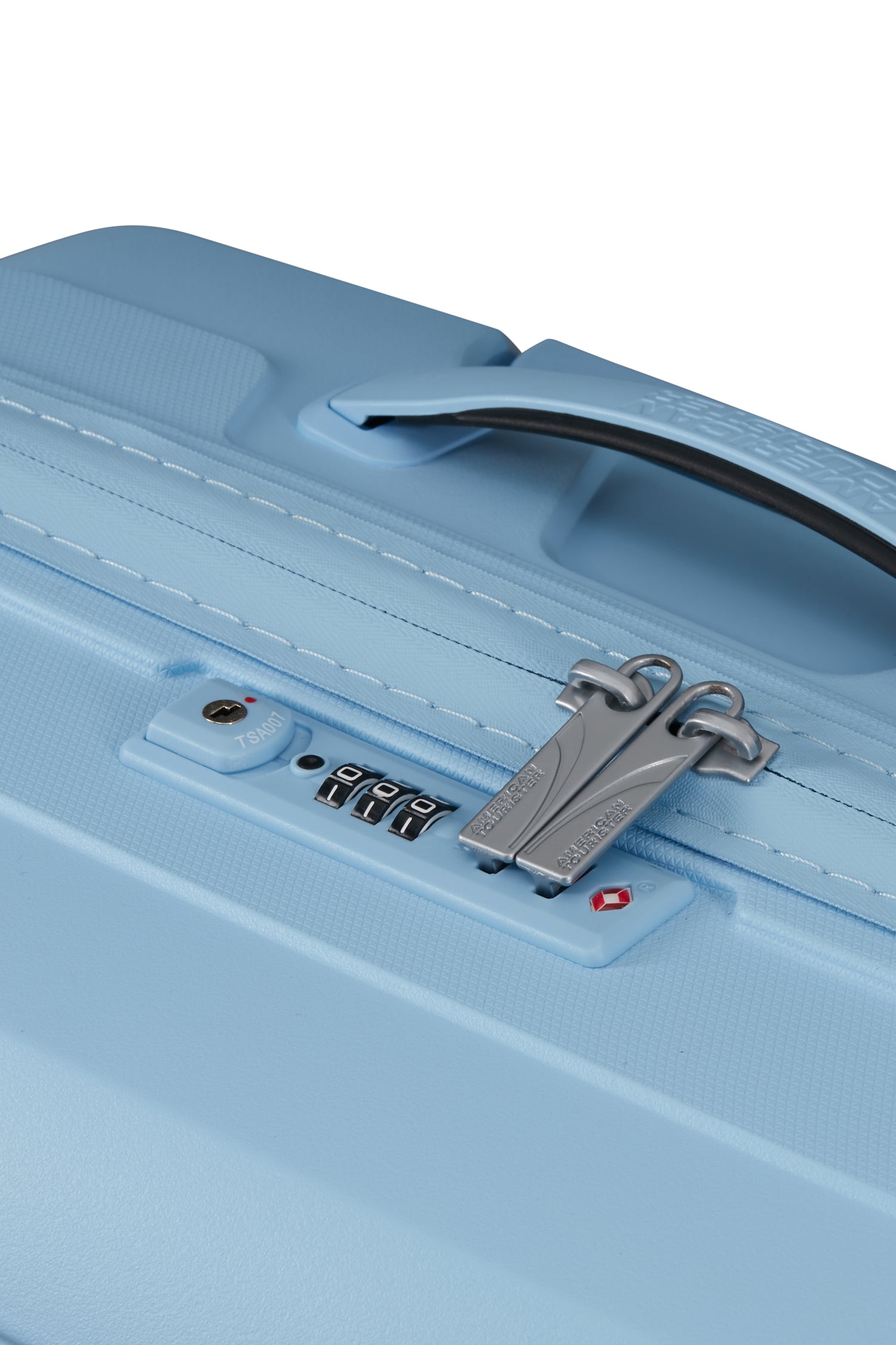 Airconic of American Tourister Spinner Medium size