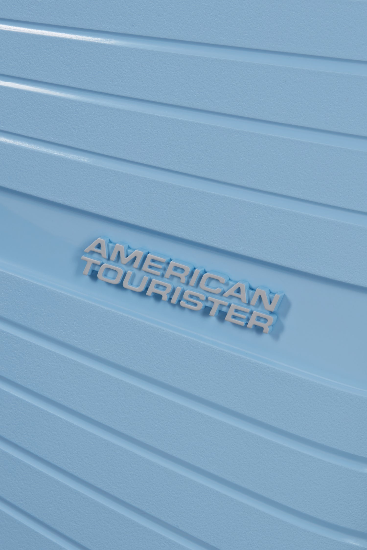 Airconic of American Tourister Spinner Medium size