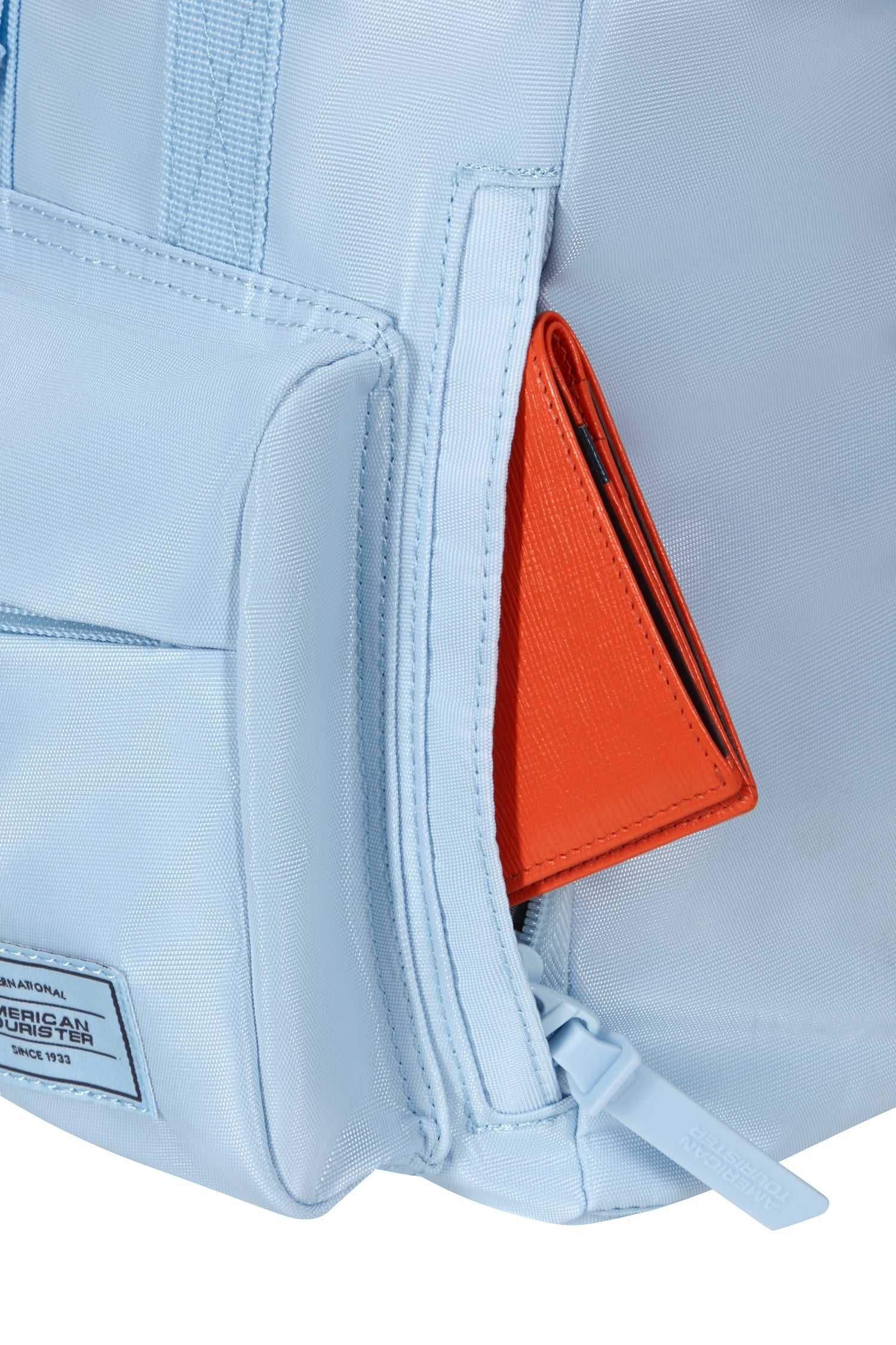 Mochila Urban Groove AMERICAN TOURISTER 17L UG16