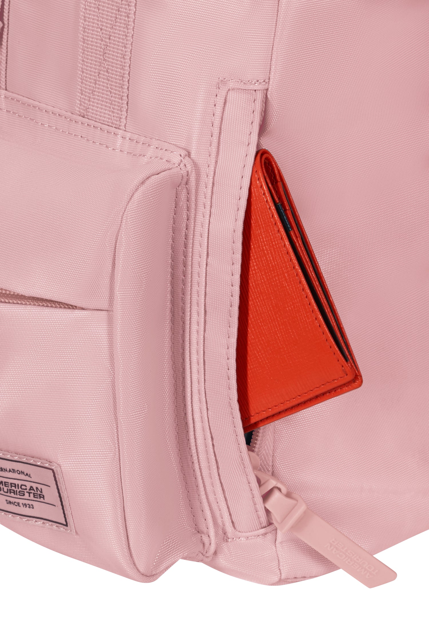 Mochila Urban Groove AMERICAN TOURISTER 17L UG16