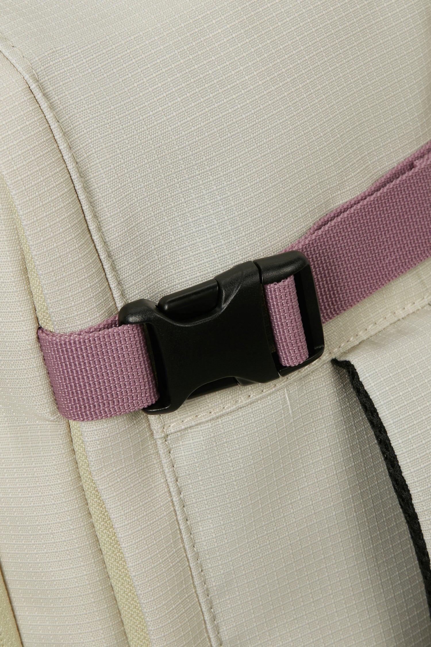 Pack maleta de cabina SOUNDBOX + mochila de viaje TAKE2CABIN de AMERICAN TOURISTER