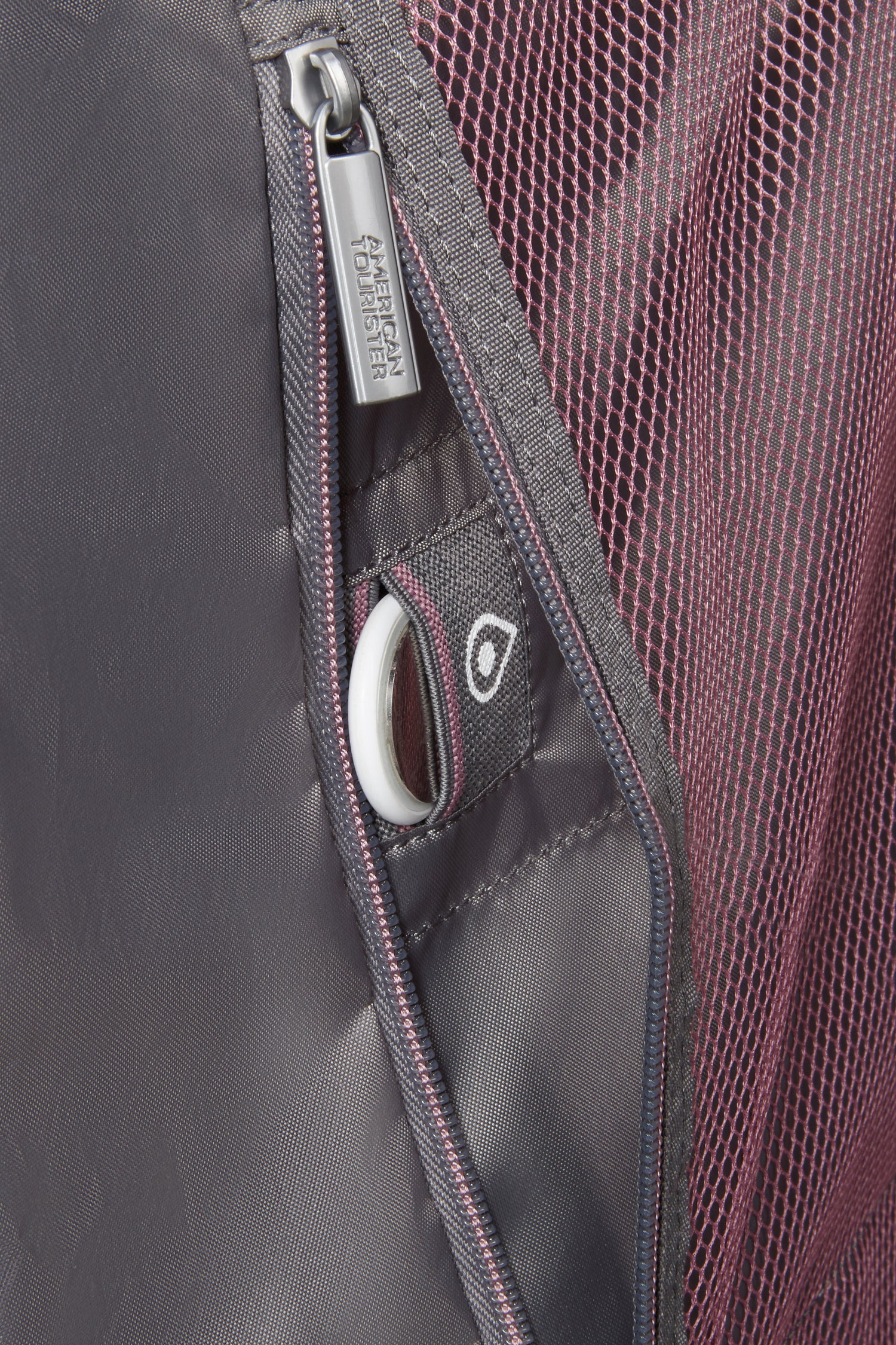 AMERICAN TOURISTER średniej wielkości walizka z możliwością rozbudowy 67cm NEOVIBE