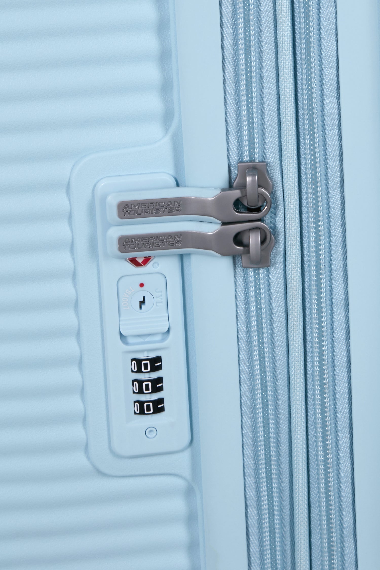 Soundbox de American Tourister Spinner Talla Mediana